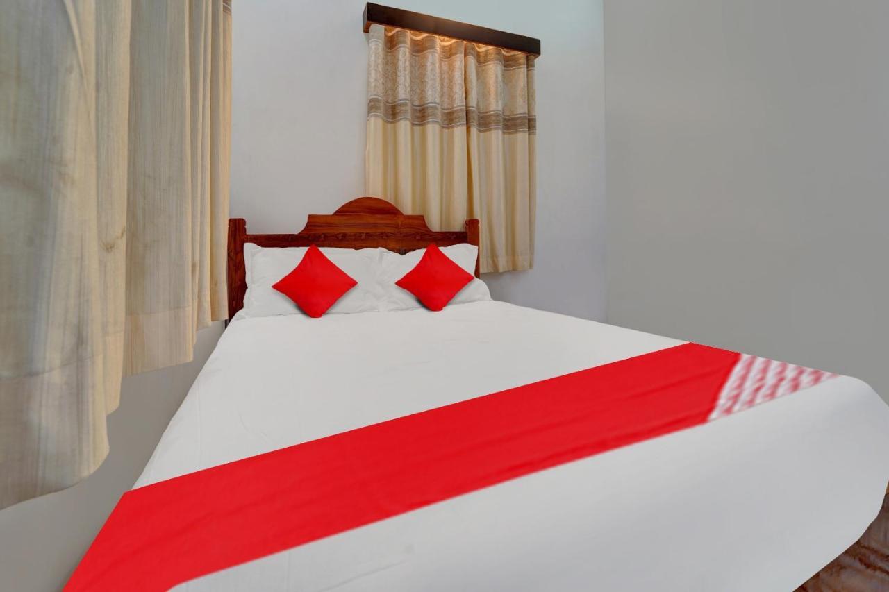 Flagship Sri Kamatchi Hotel & Rooms Мадурай Екстер'єр фото